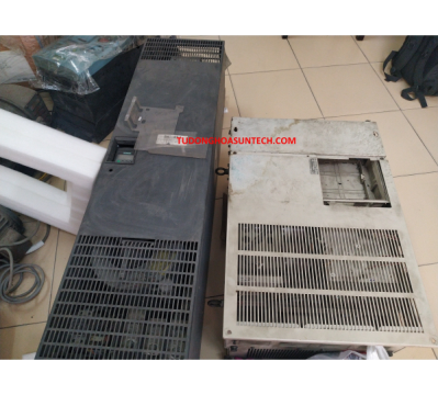 THAY BOARD -  SỬA BIẾN TẦN YASKAWA 
