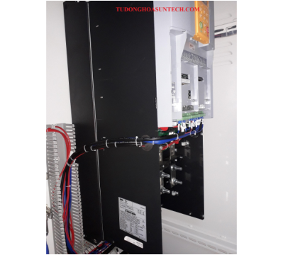 SUNTECH-PHÂN PHỐI DC PARKER 15A-2700A